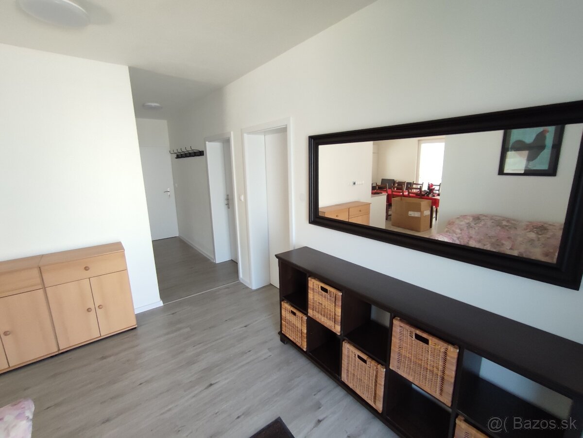 pri termálnom kúpalisku 3 izb. byt + garzónka v jednom v - 4