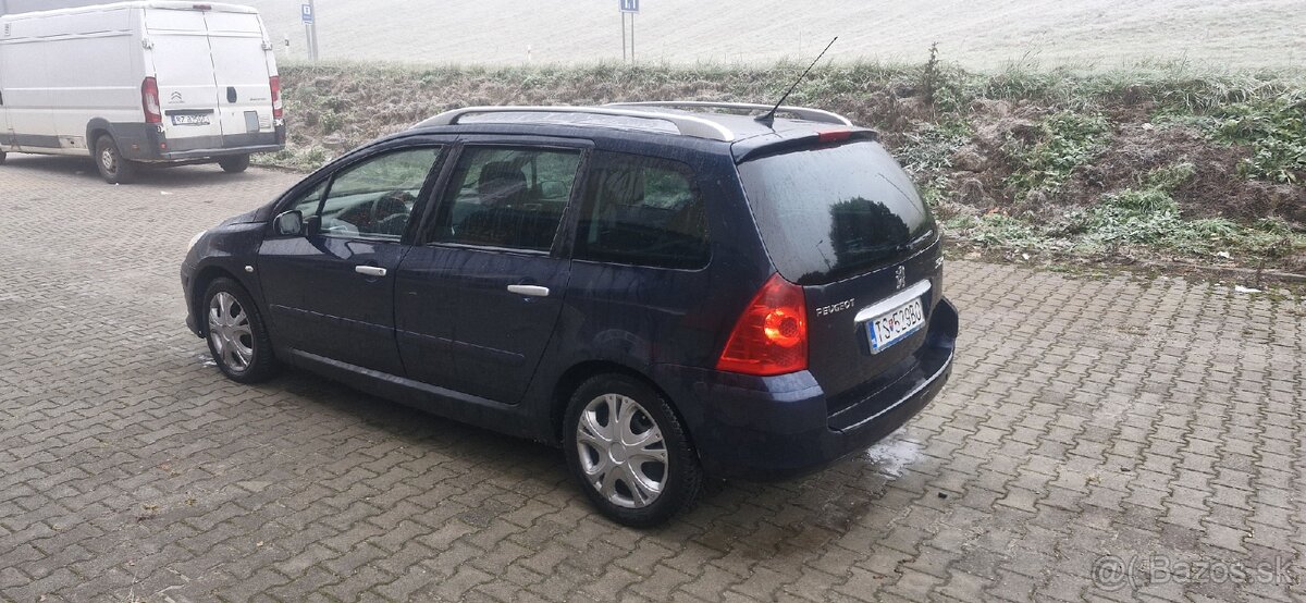 Peugeot 308 2.0HDi 7 miestne - 4