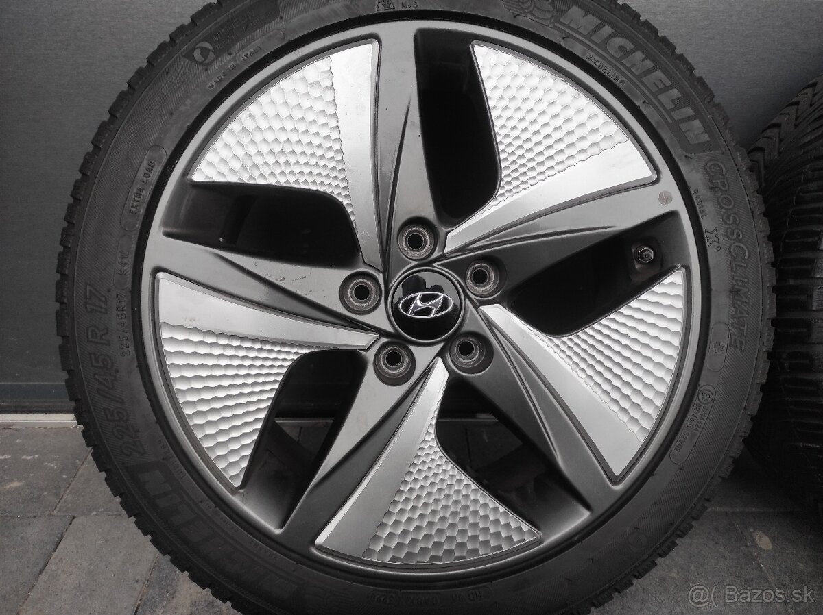Zimná sada 17" 5x114,3 Hyundai Ioniq 225/45 R17 - 4