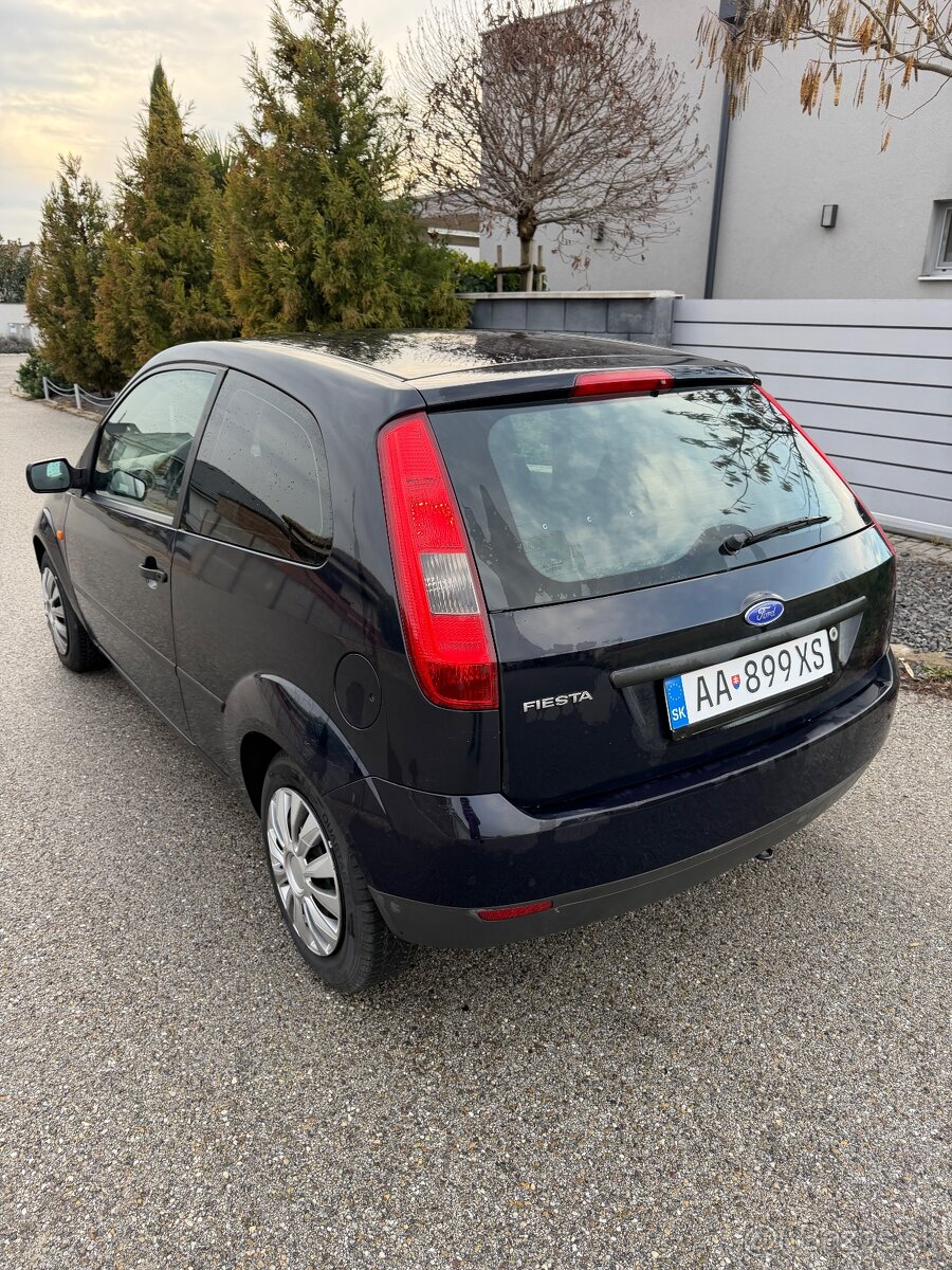 Ford Fiesta 1.3 benzín - 4