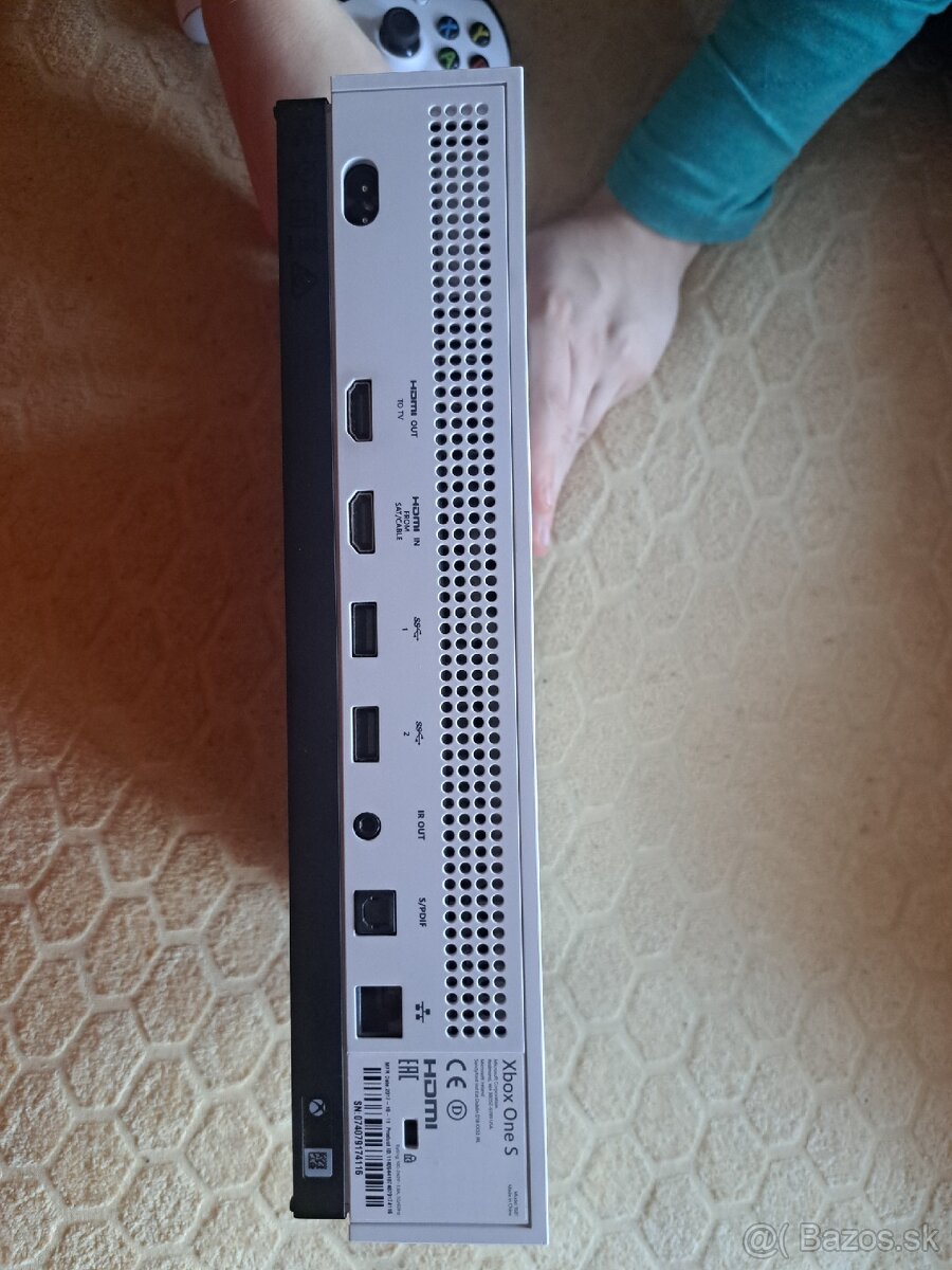 Xbox one S 500gb - 4