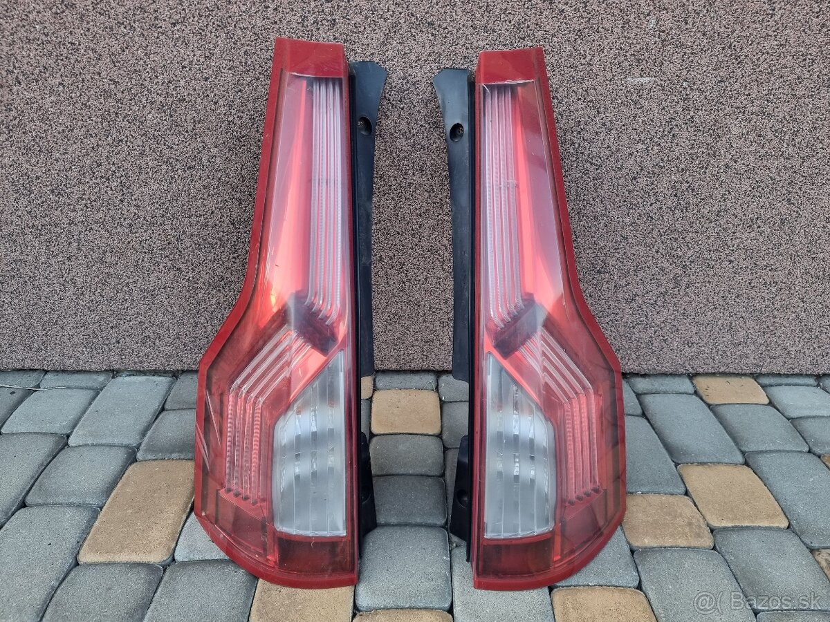 citroen c4 picasso zadné svetlá - 4