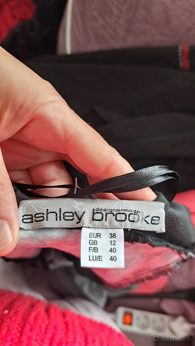 Šaty Ashley Brooke - 4