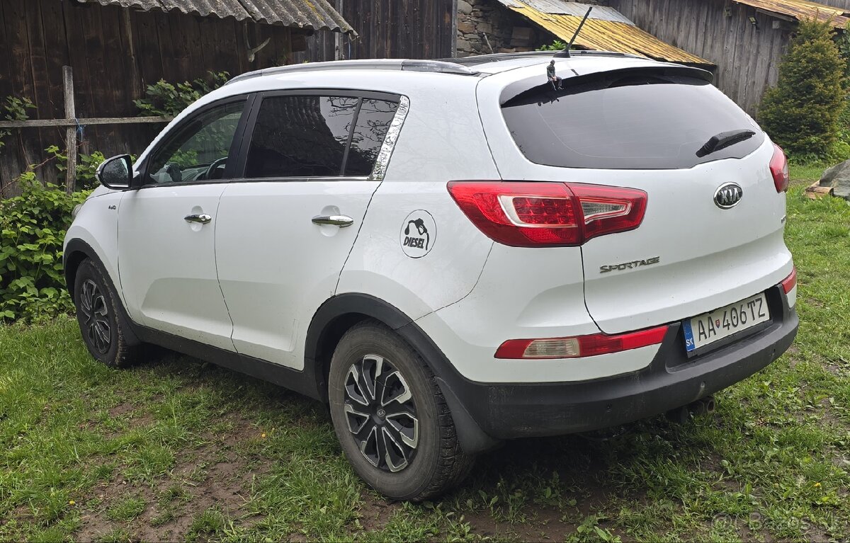 Kia Sportage - 4