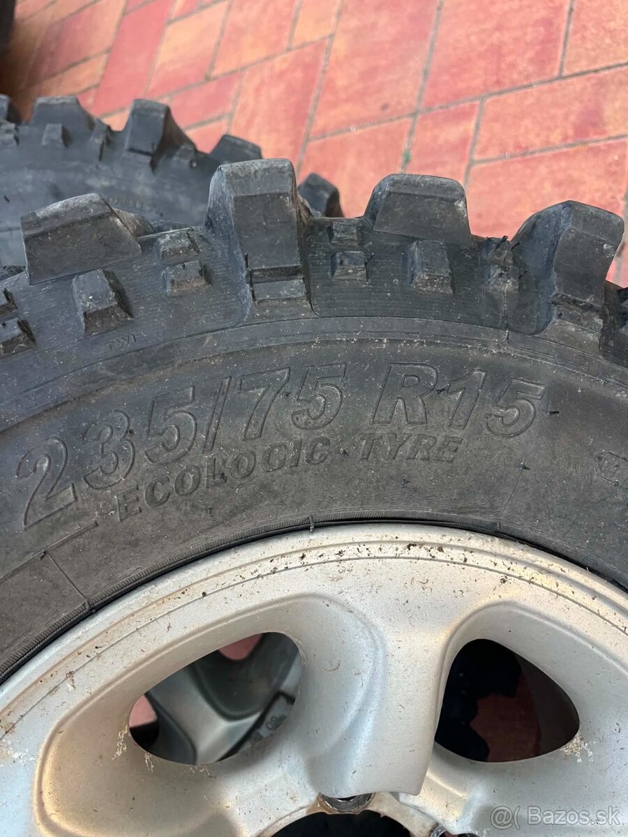 6x139 R15 pajero - 4