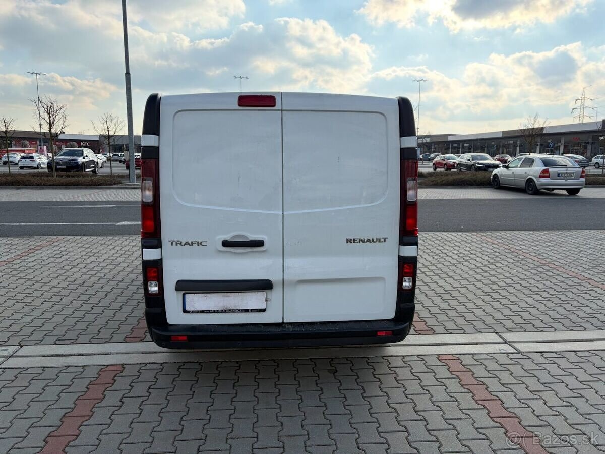 Renault Trafic 1.6 DCi 1.maj. koup. ČR DPH - 4