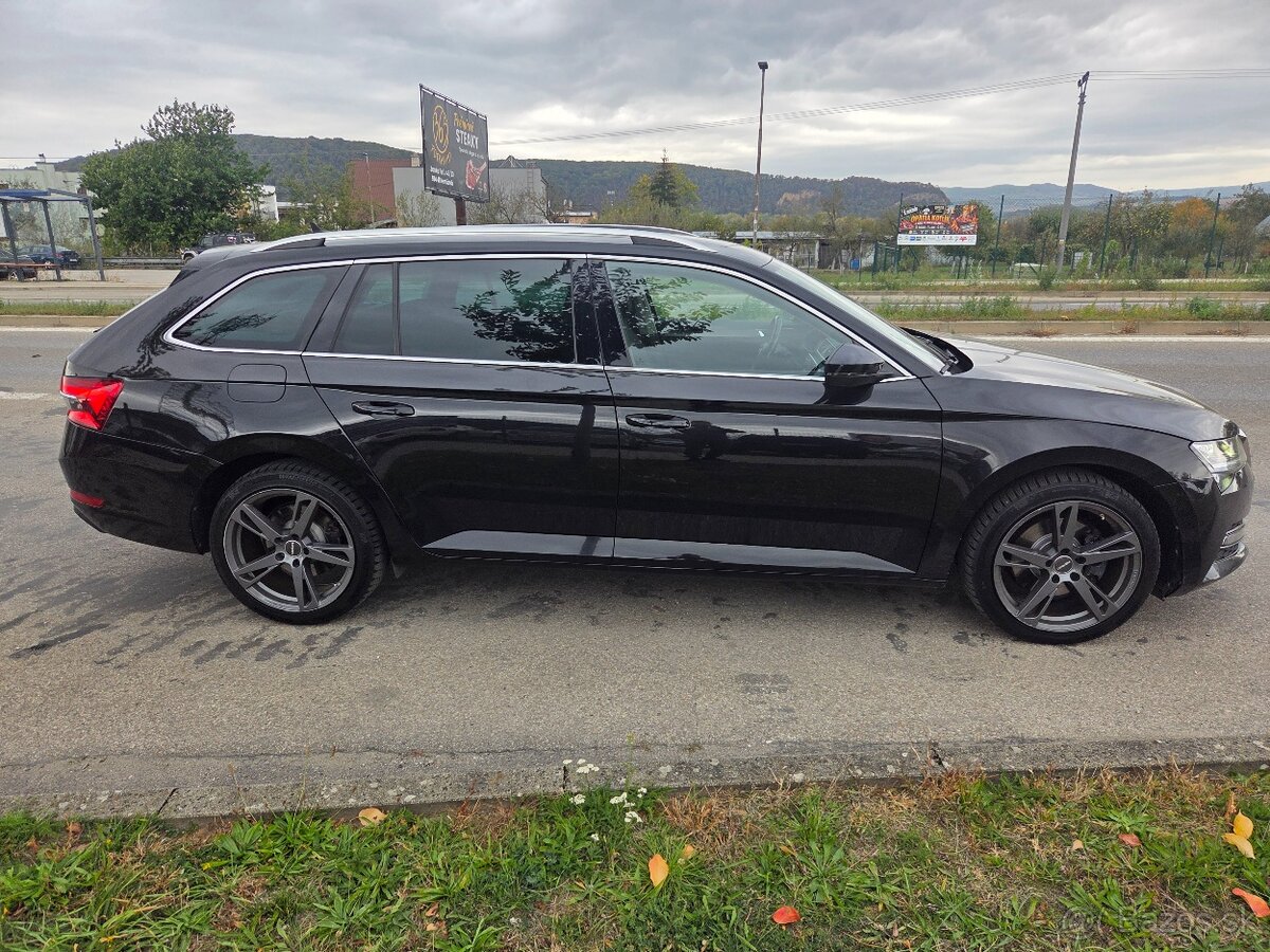 Škoda Superb Combi 2.0 TDI SCR Ambition DSG - 4