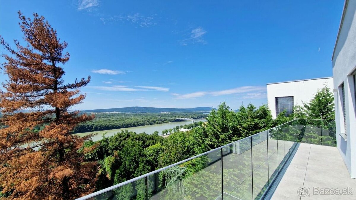 Rent a new luxury villa, 4 floors, Palisády near Bratislava - 4