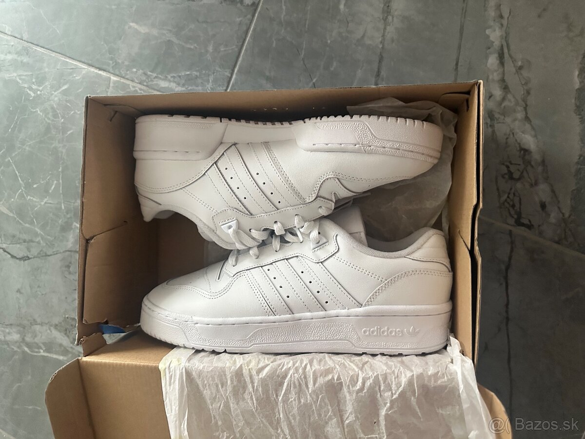 Adidas Rivalry Low White veľkosť 42 - 4