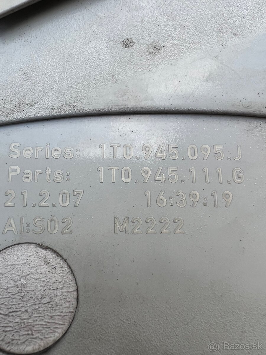 VW Touran zadne lave svetlo - 4