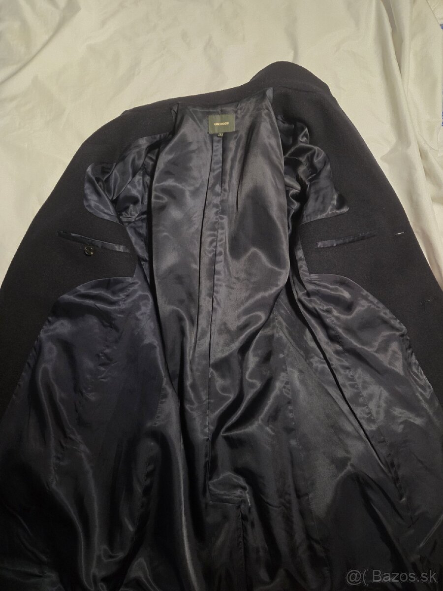 Predávam krásny kabát modrý Gino Rossi. Číslo S - 4