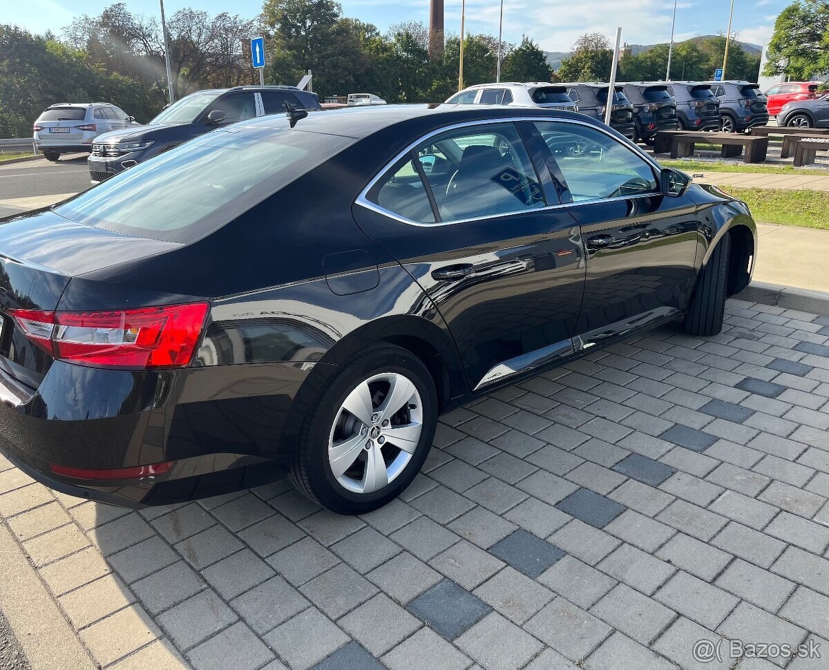 Superb 2.0 TDI 110 kW - 4