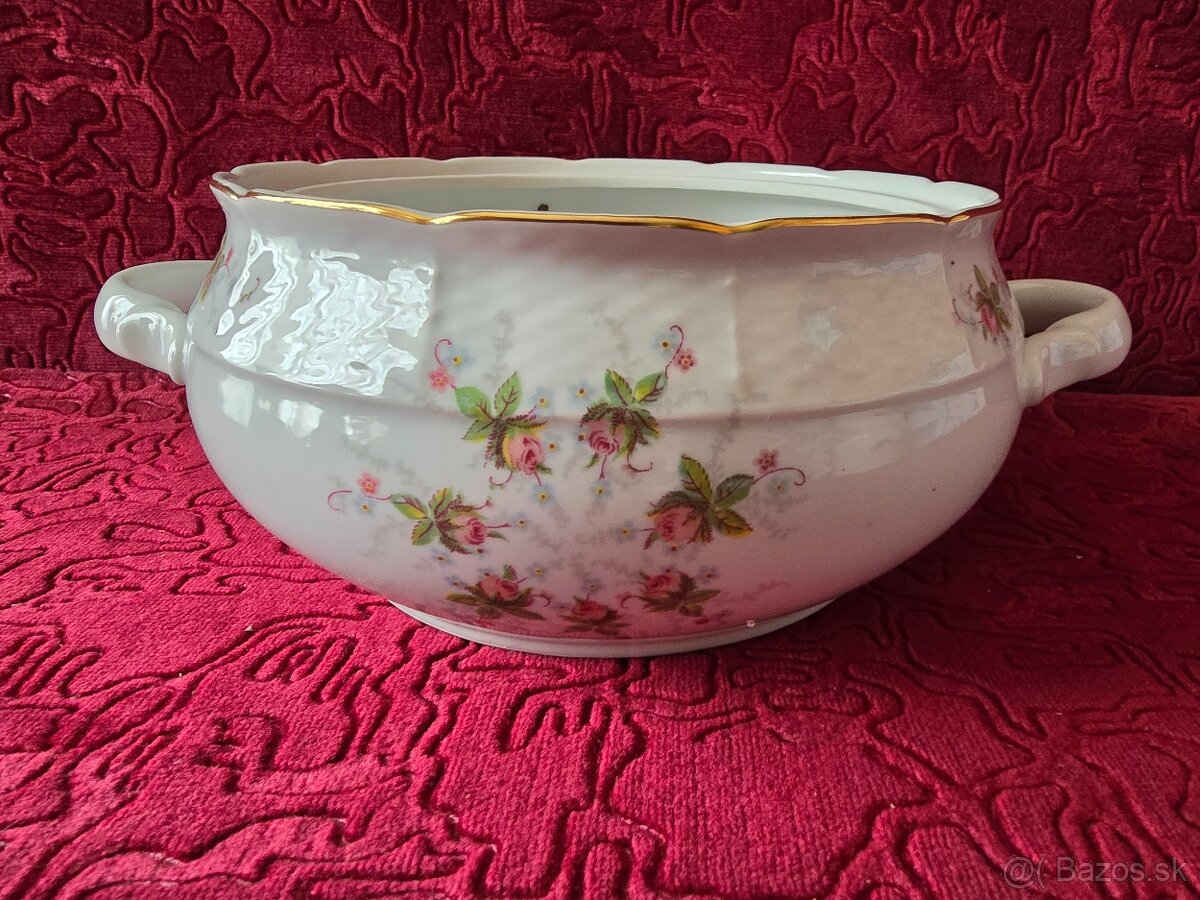 Tri polievkové mise. - 4