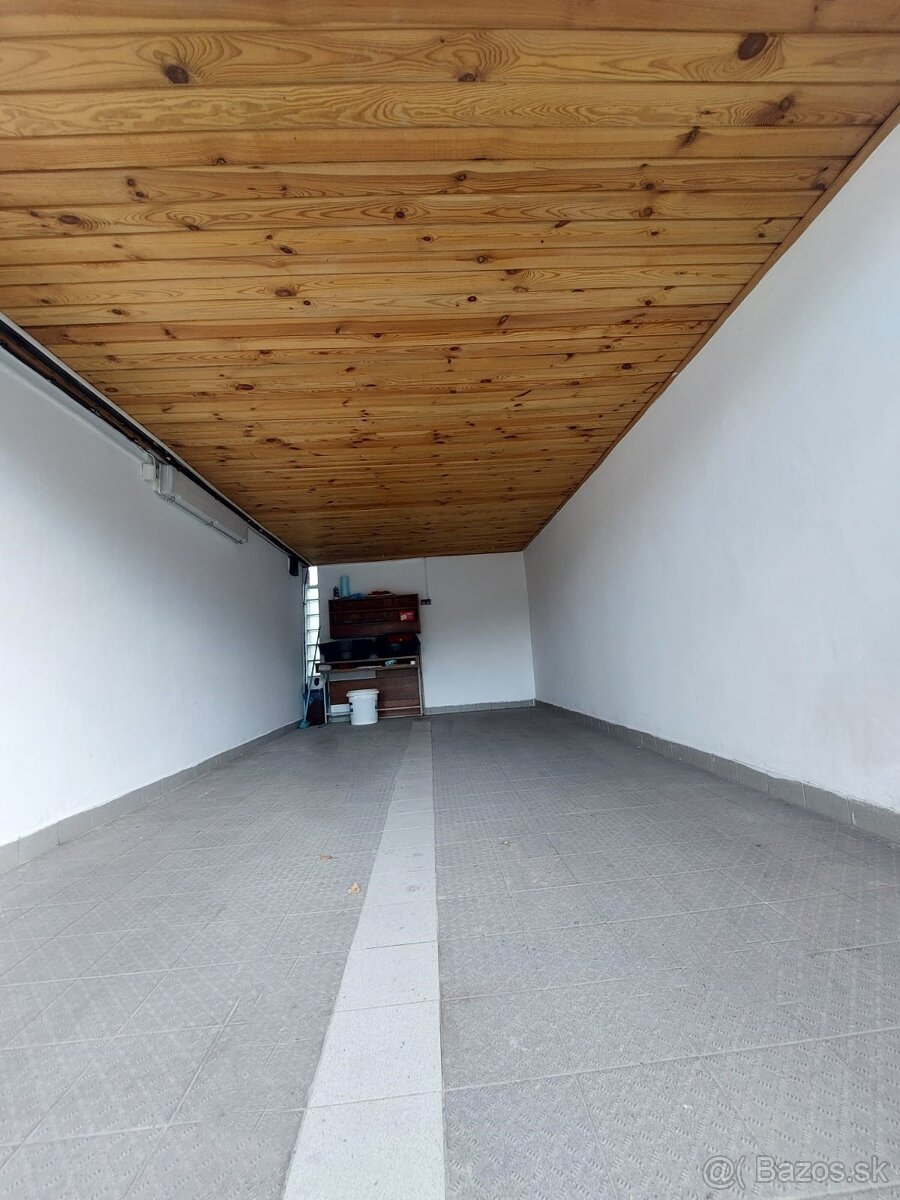 Garáž na prenájom s alarmom - 4