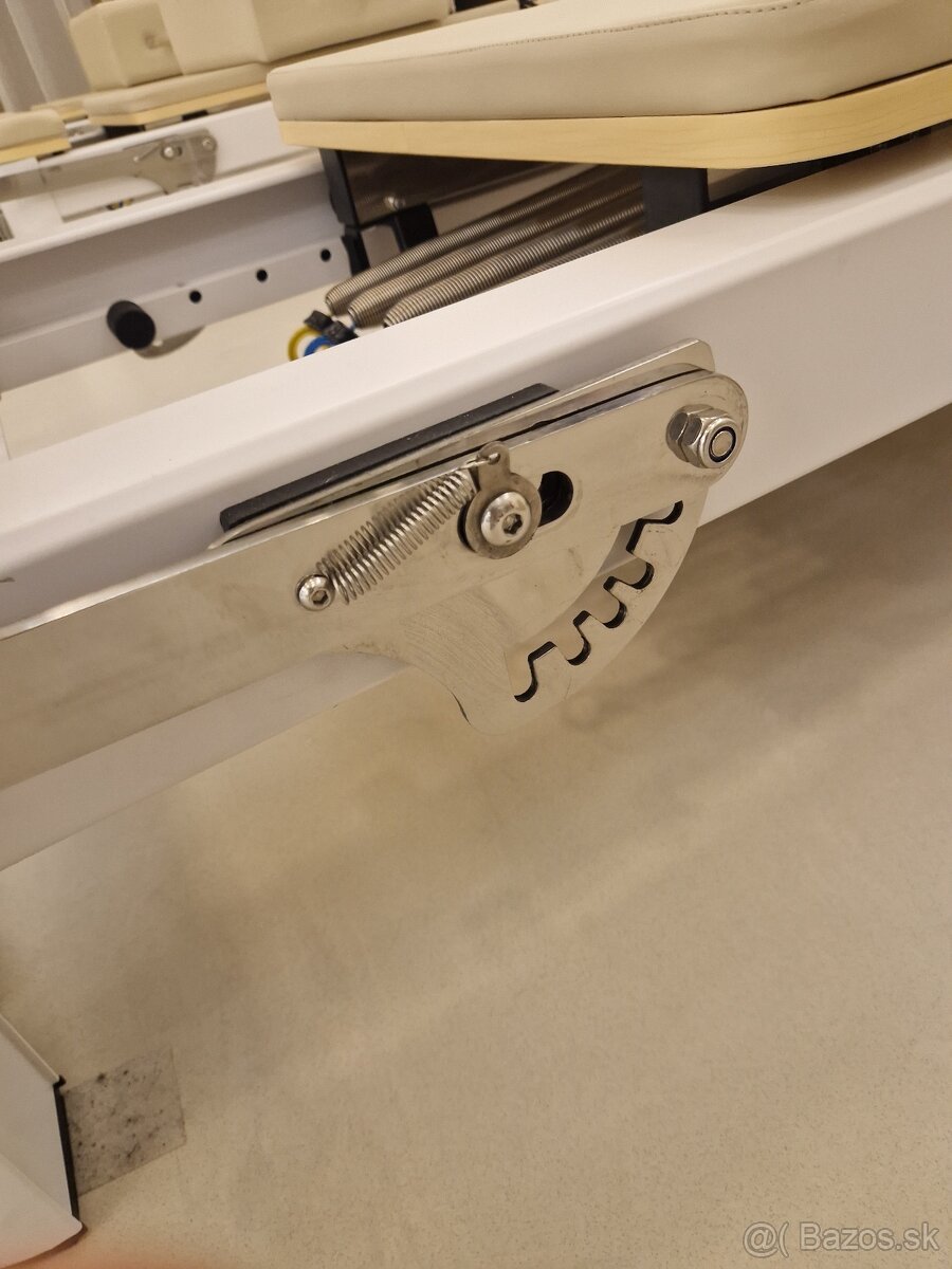 Pilates reformer hlinikovy ram - 4