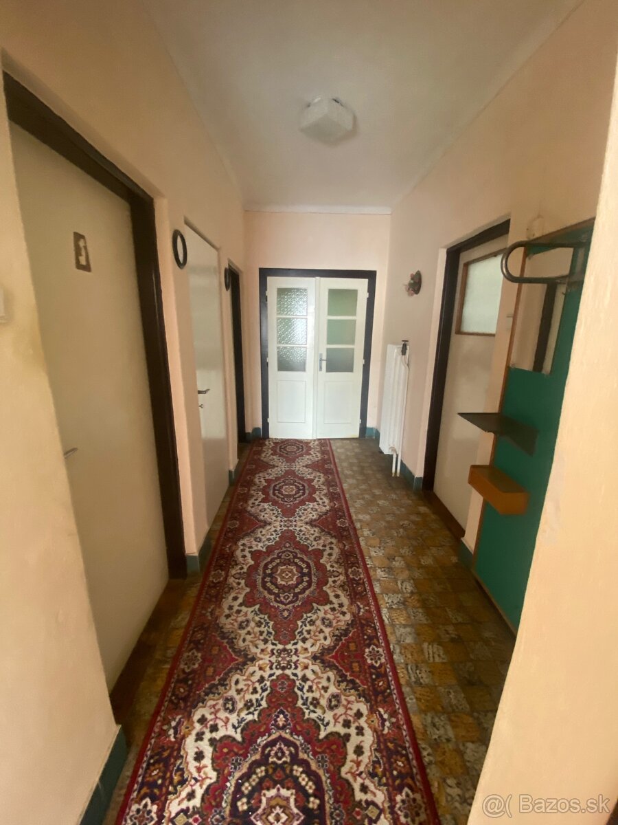 NOVÁ CENA: Rodinný dom pod lesom v Nitrici - 4