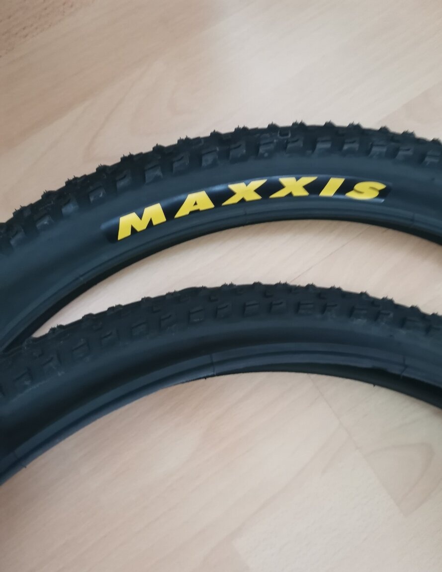 2x plášť Maxxis Rekon 27.5 2.25 - 4