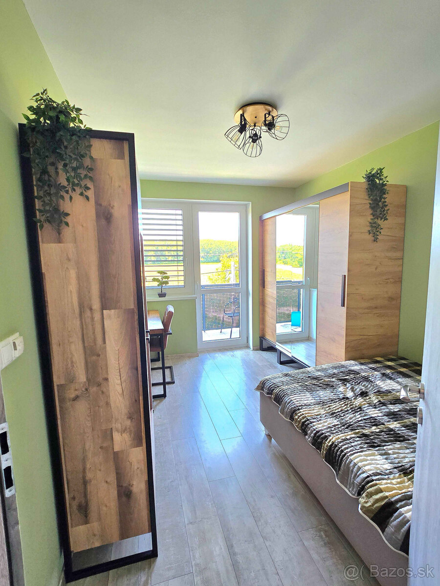 3 iz. byt v súkromnom rezidenčnom areáli, s bazénom,altánkom - 4