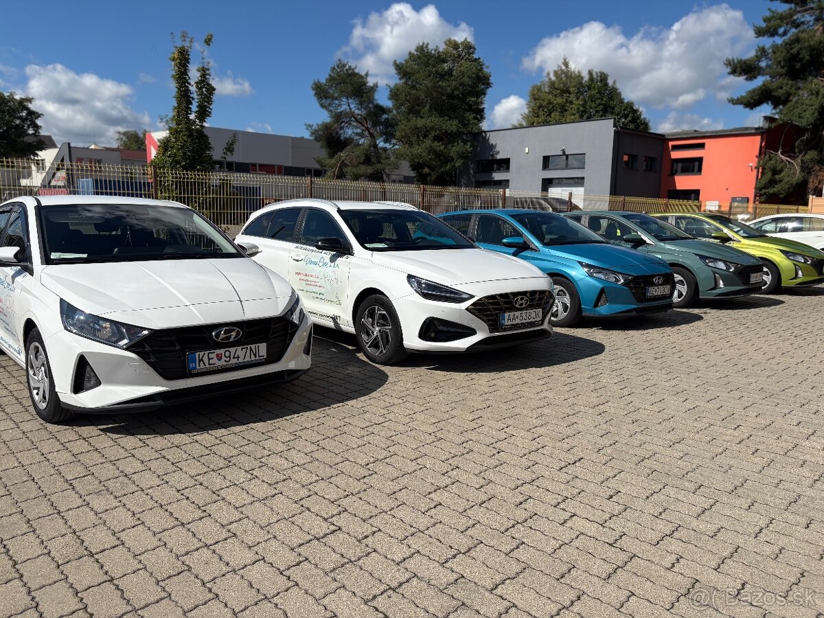 Autopožičovňa Mikrobus..9 miestny Prenájom 9 miestny,,Mikrob - 4