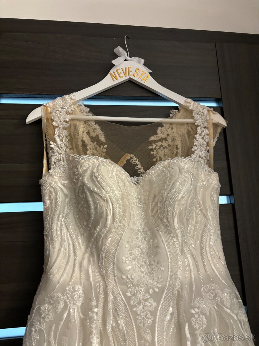 Svadobné šaty s vlečkou - 4