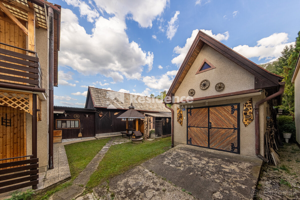 Priestranný dom na predaj – Svätý Kríž, blízko Liptovského M - 4