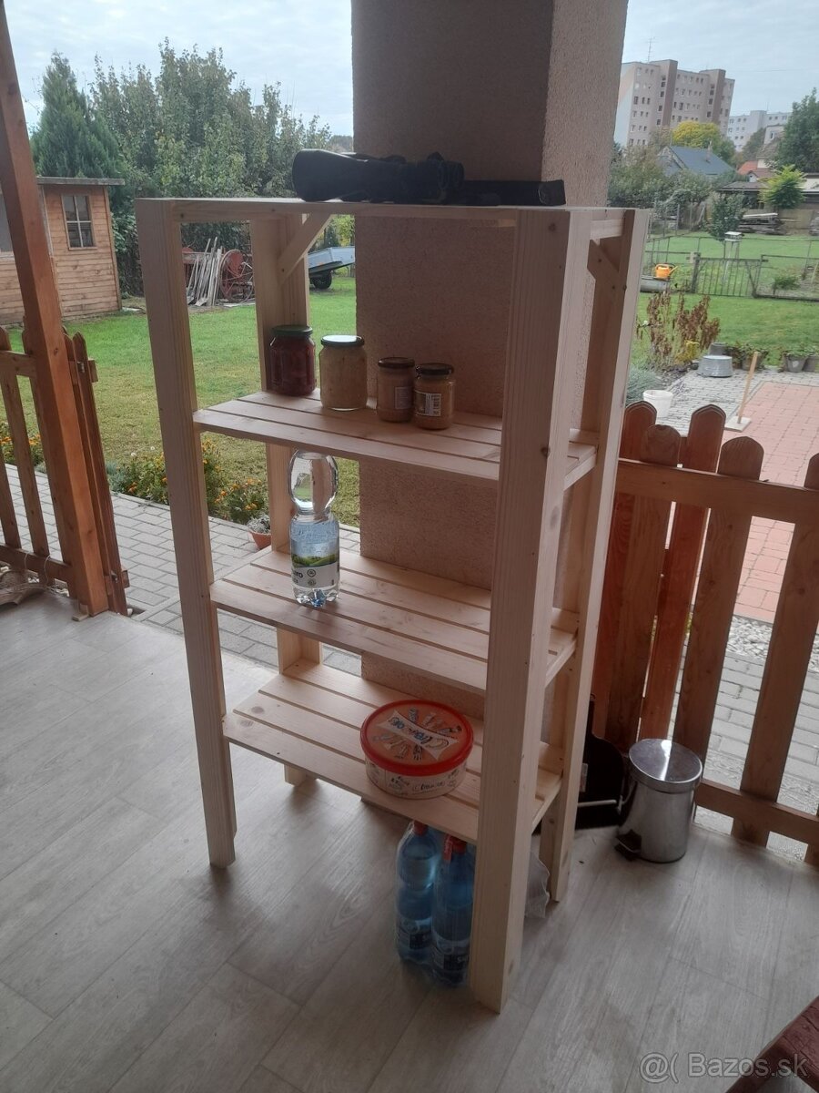 Drevená polica - 4