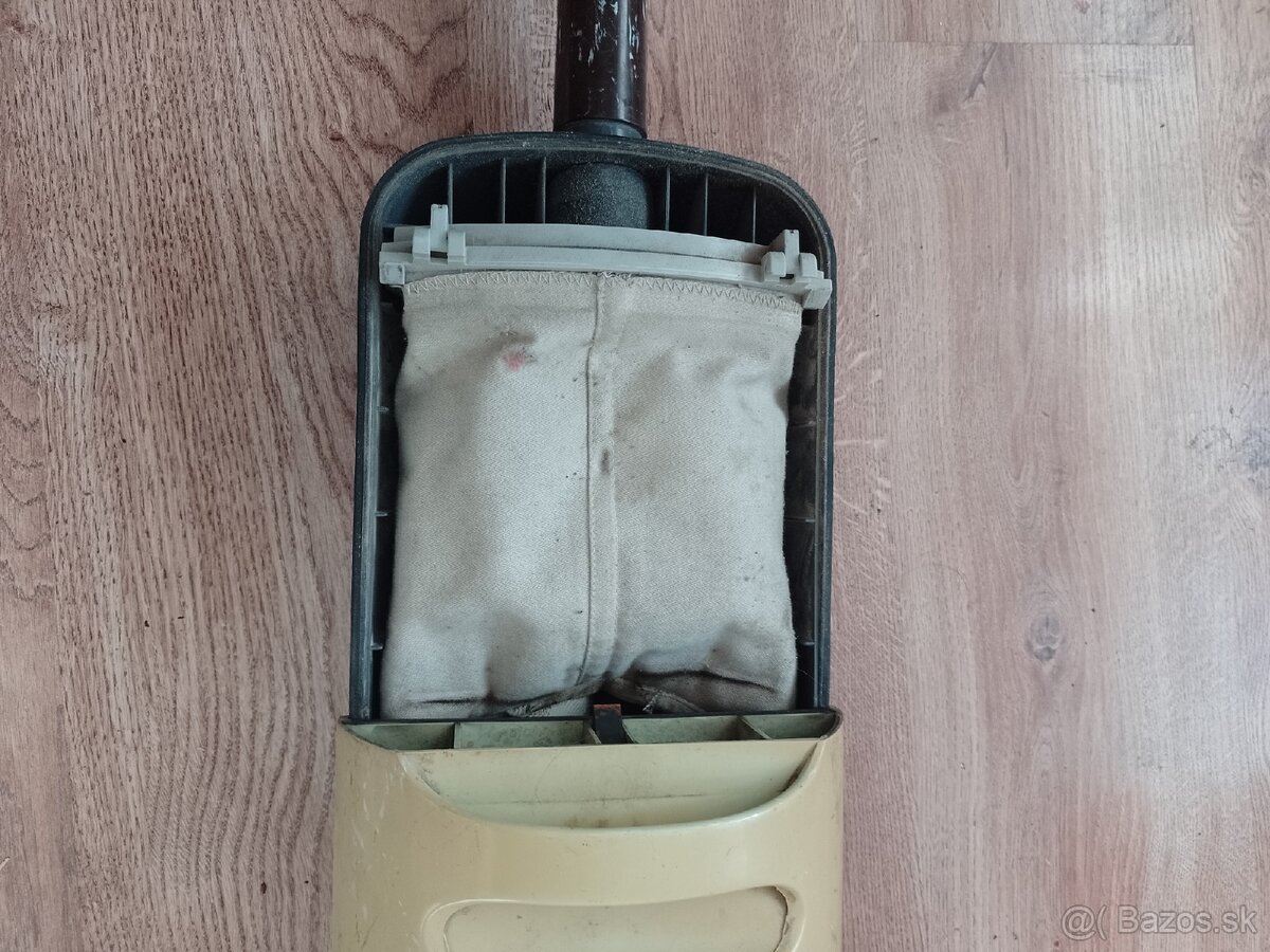 Vysávač ETA. - 4