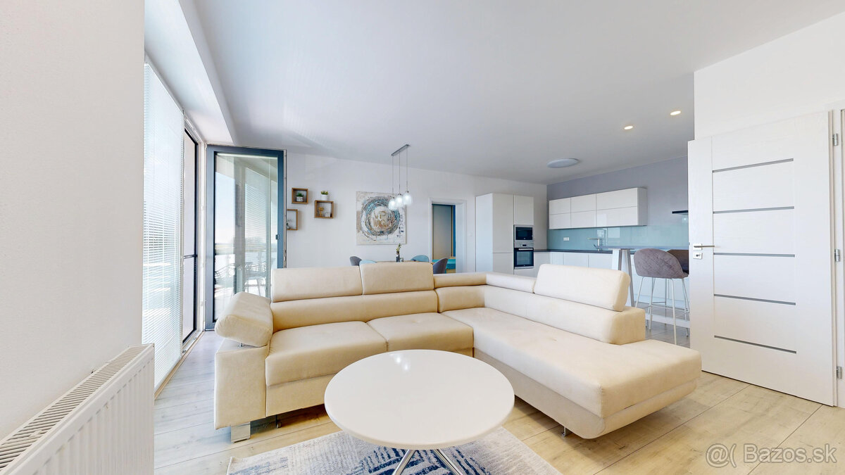 Na predaj: výnimočný 2-izbový byt s loggiou a nadštandardnou - 4