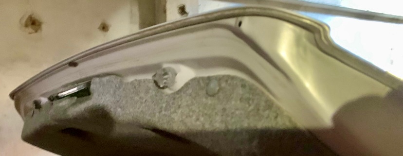 BMW E46 pred face lift sedan - kufor - 4