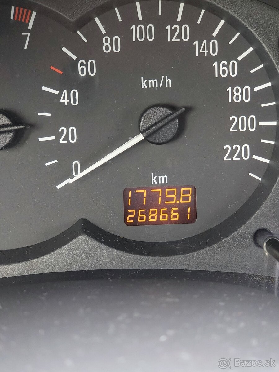 OPEL CORSA C 2001, 1.2 16V, 55kw - 4