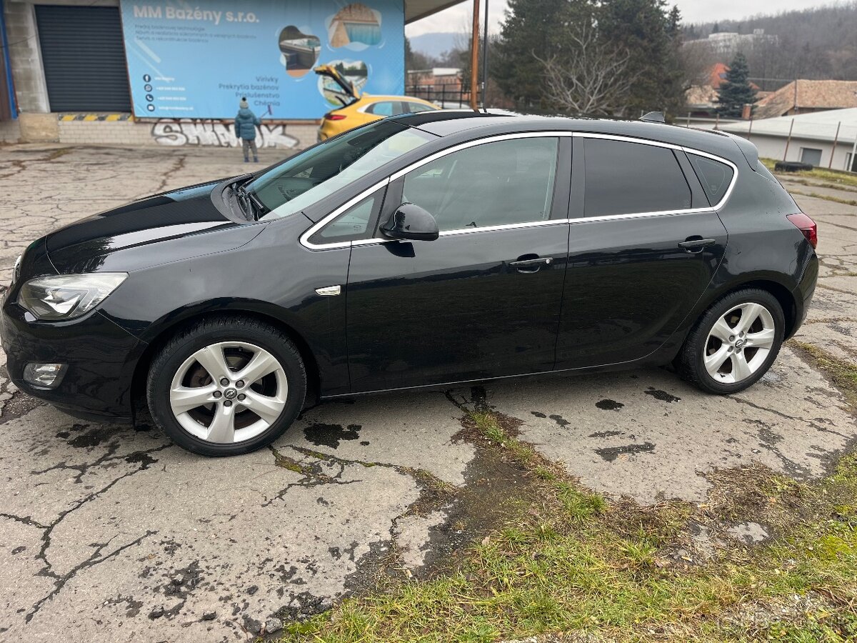 OPEL ASTRA 1.4 TURBO 103KW - 4