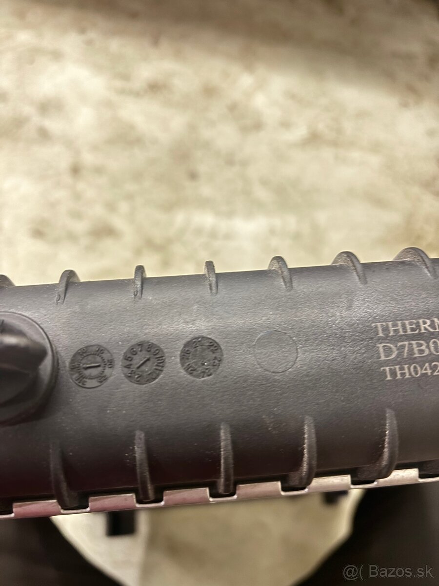 Chladič e36 316/318i vhodný aj na 6 válce - 4