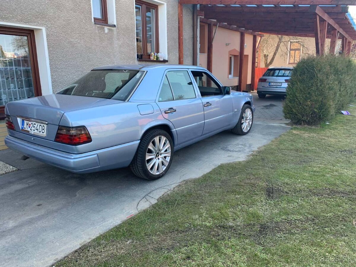 Mercedes W124 300D - 4