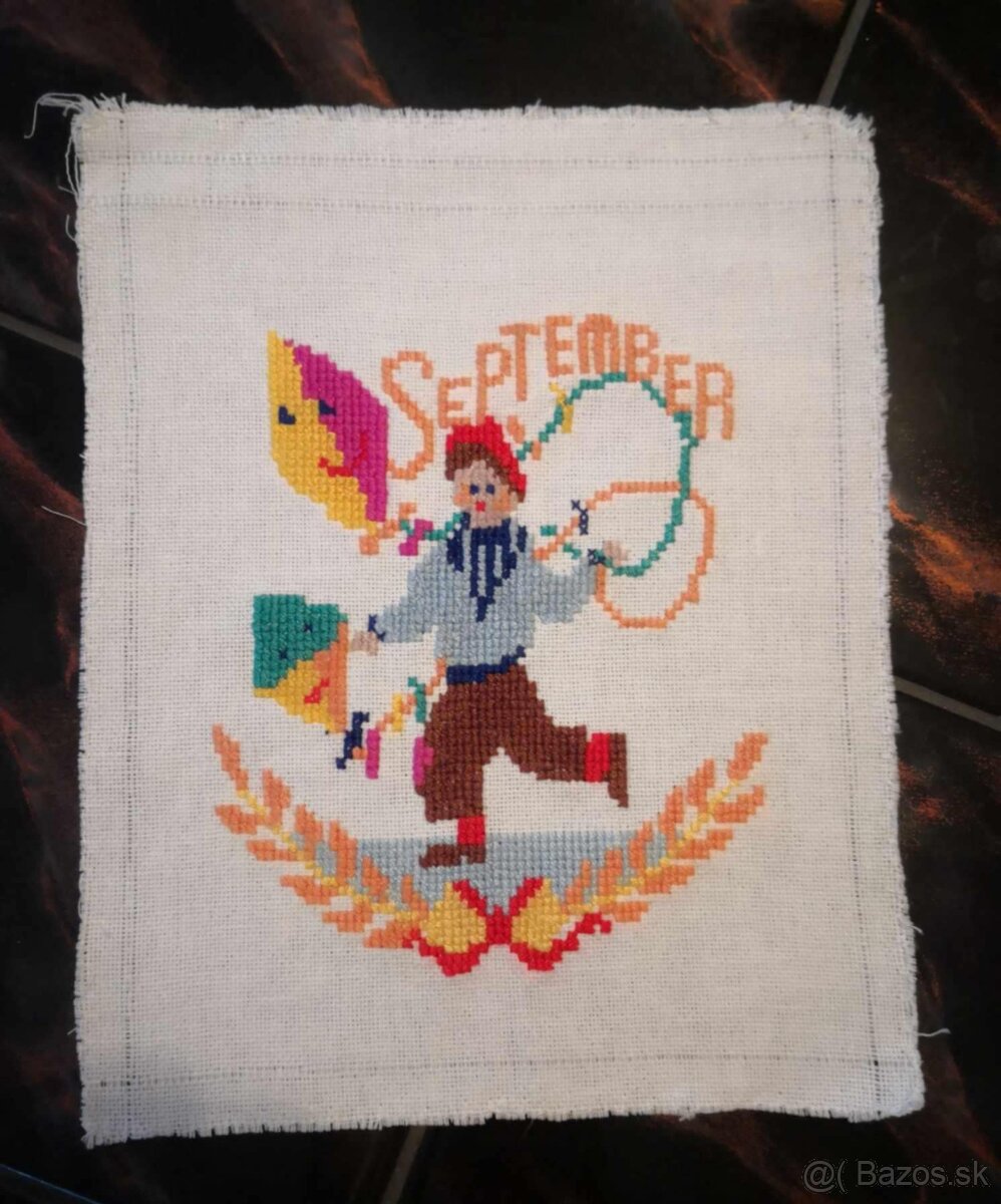 Vyšívaný kalendár - 4