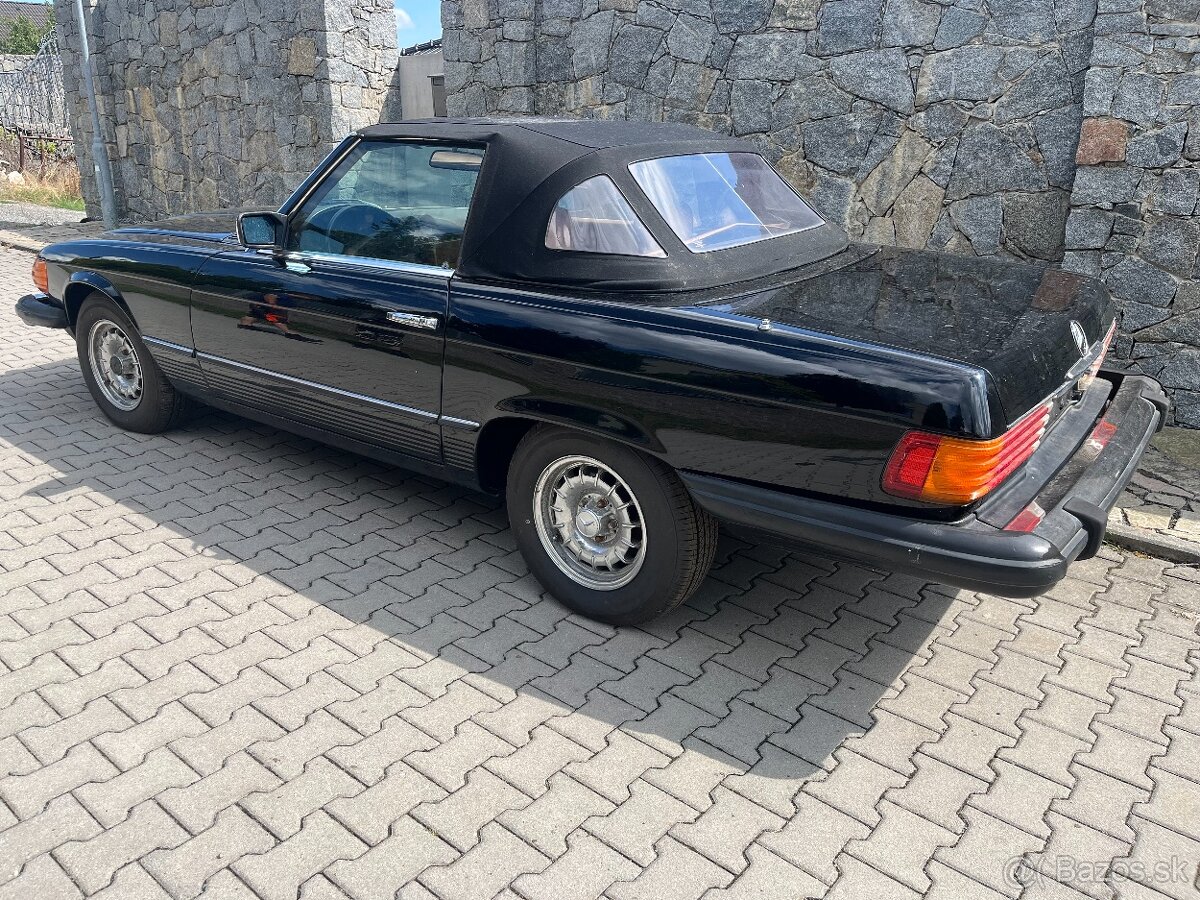Mercedes SL 350 W107 - 4