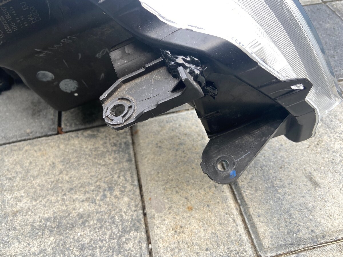 Suzuki Vitara 2015- - 4