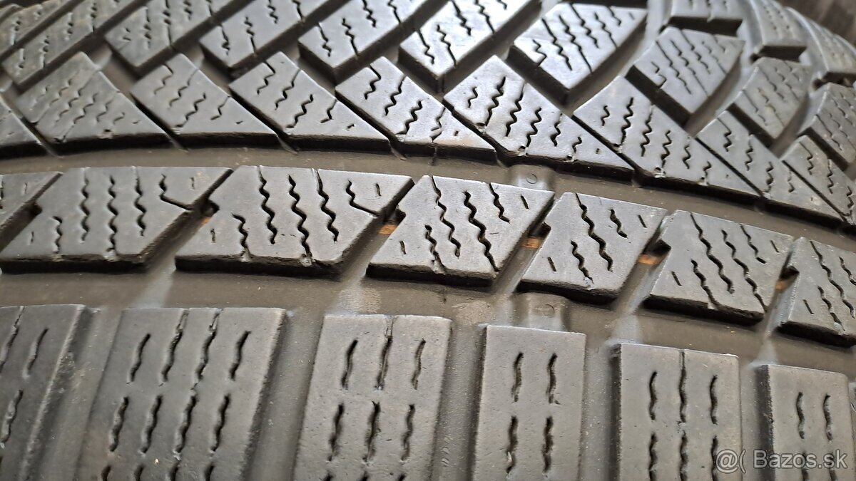 Predám 3ks jazdené zimné 235/55r18-100H Continental - 4