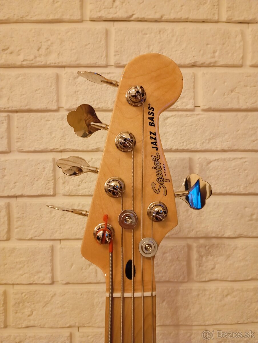 Squier Affinity Jazz Bass - 4