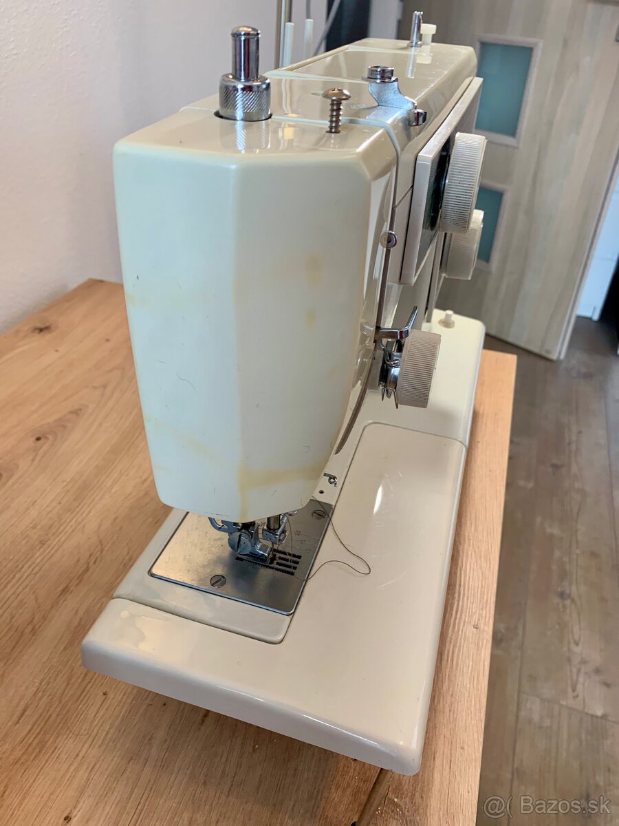 Šijací stroj LIOYDS nemeckej výroby - 4