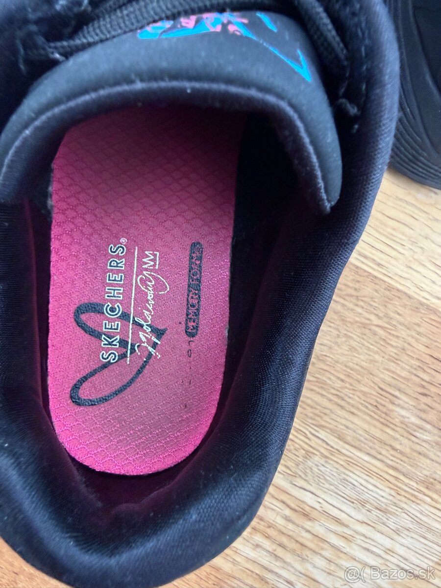Skechers Memory Foam tenisky srdiečka - 4