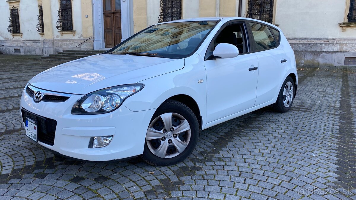 Hyundai i30 1,4(16v77kw) - 4
