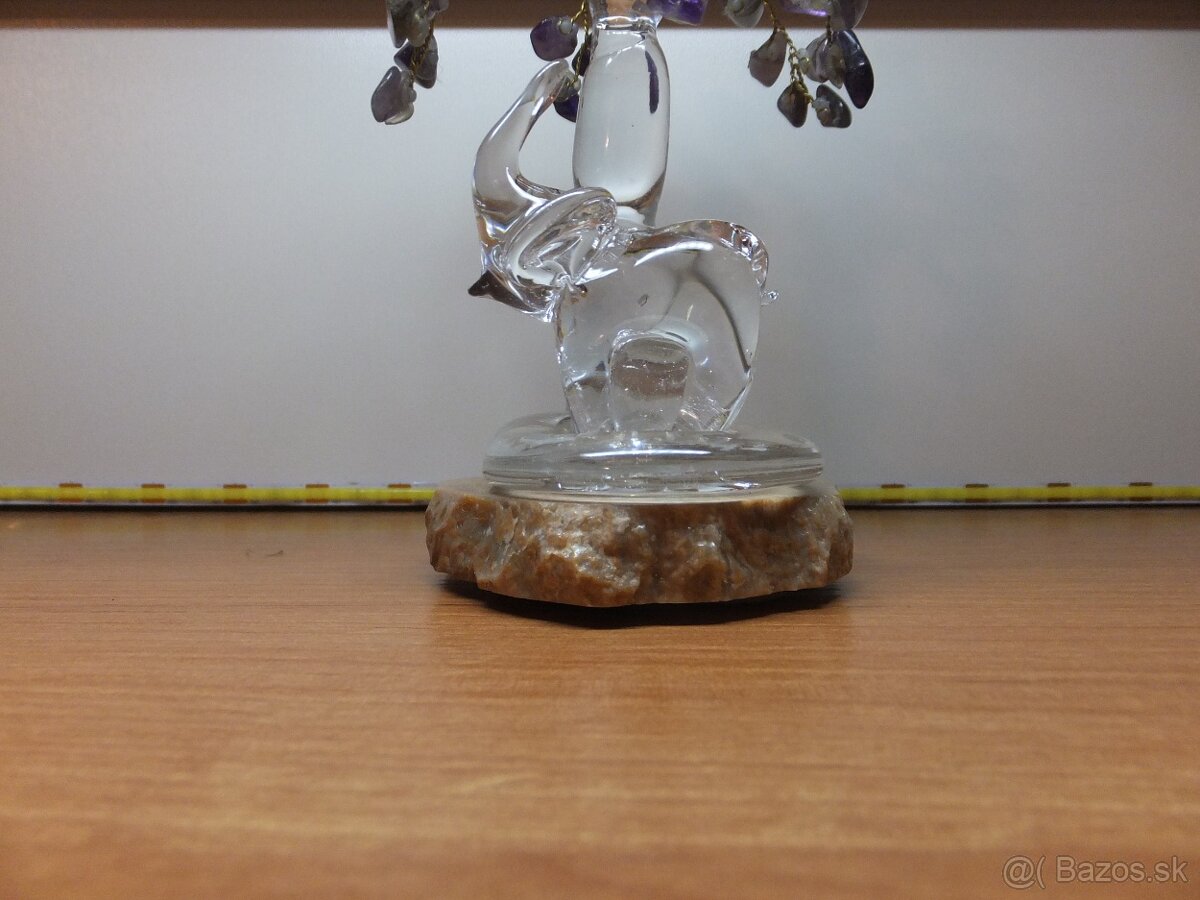 Krásný stromeček štěstí Ametyst a s figurkou slona. - 4