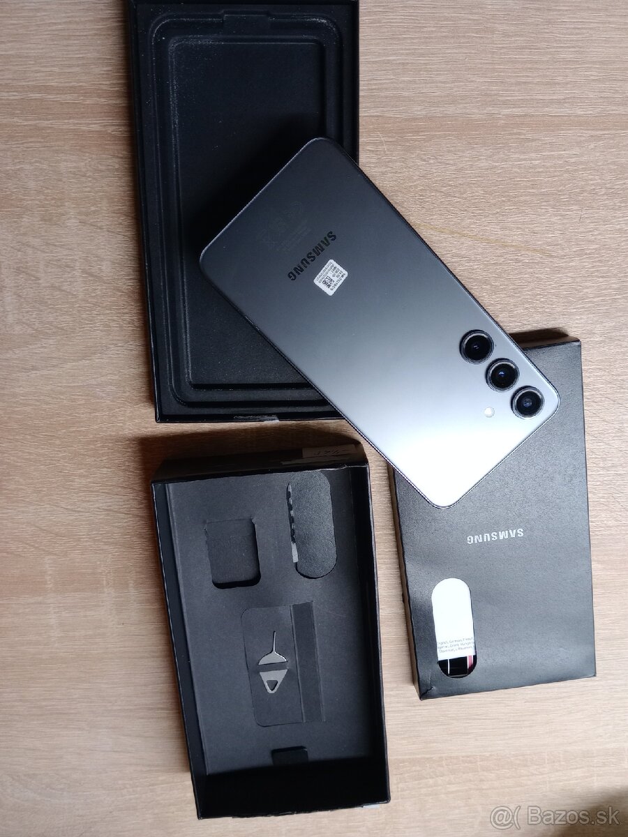 Samsung Galaxy S 24 - 4