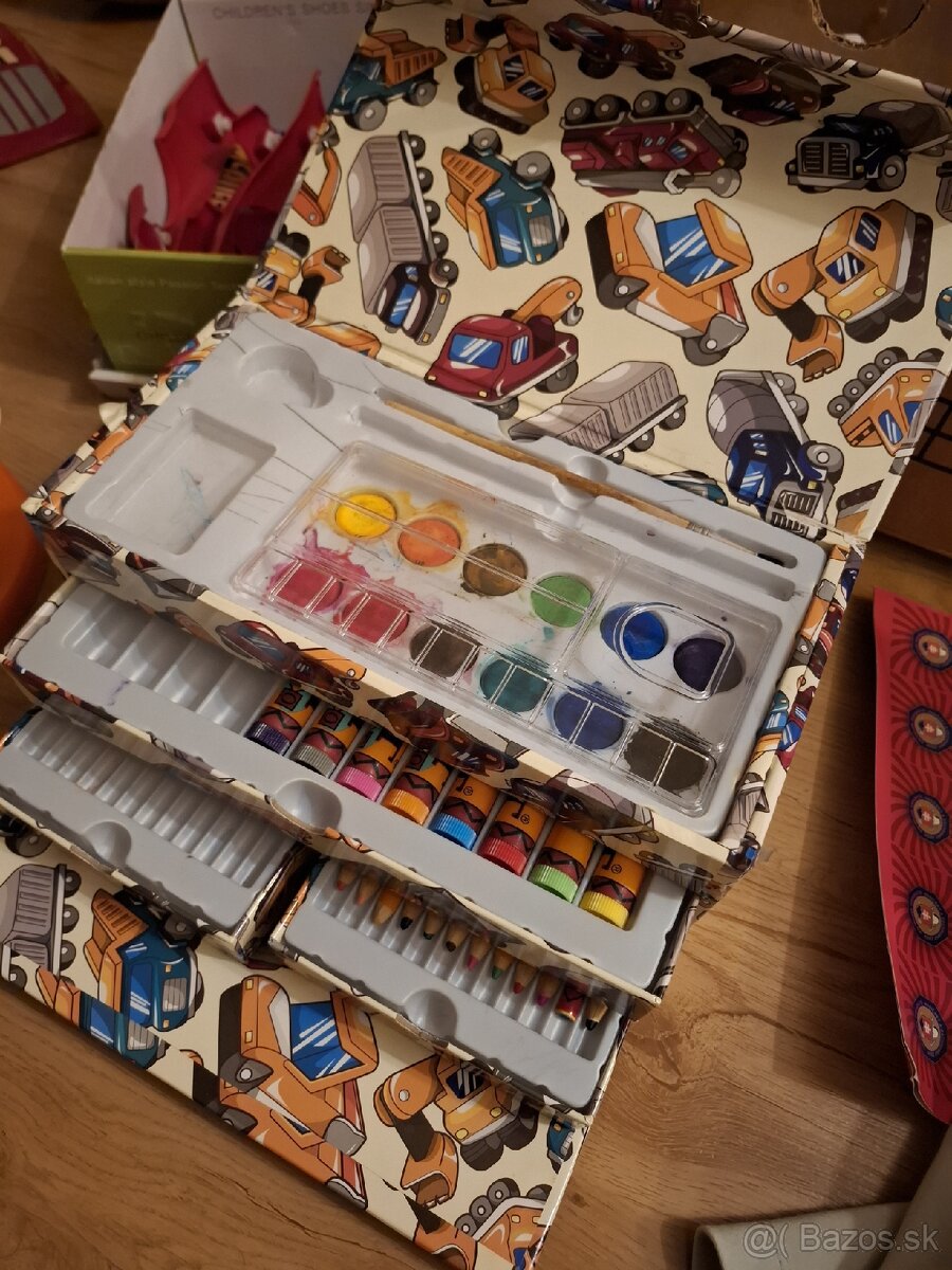 Darujem krabicu hračiek - 4