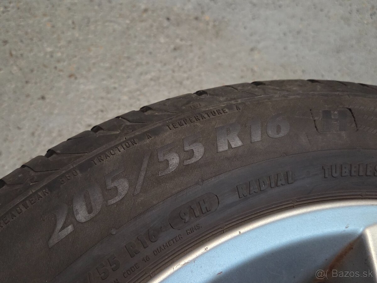 r16 MAZDA, pneu - 4
