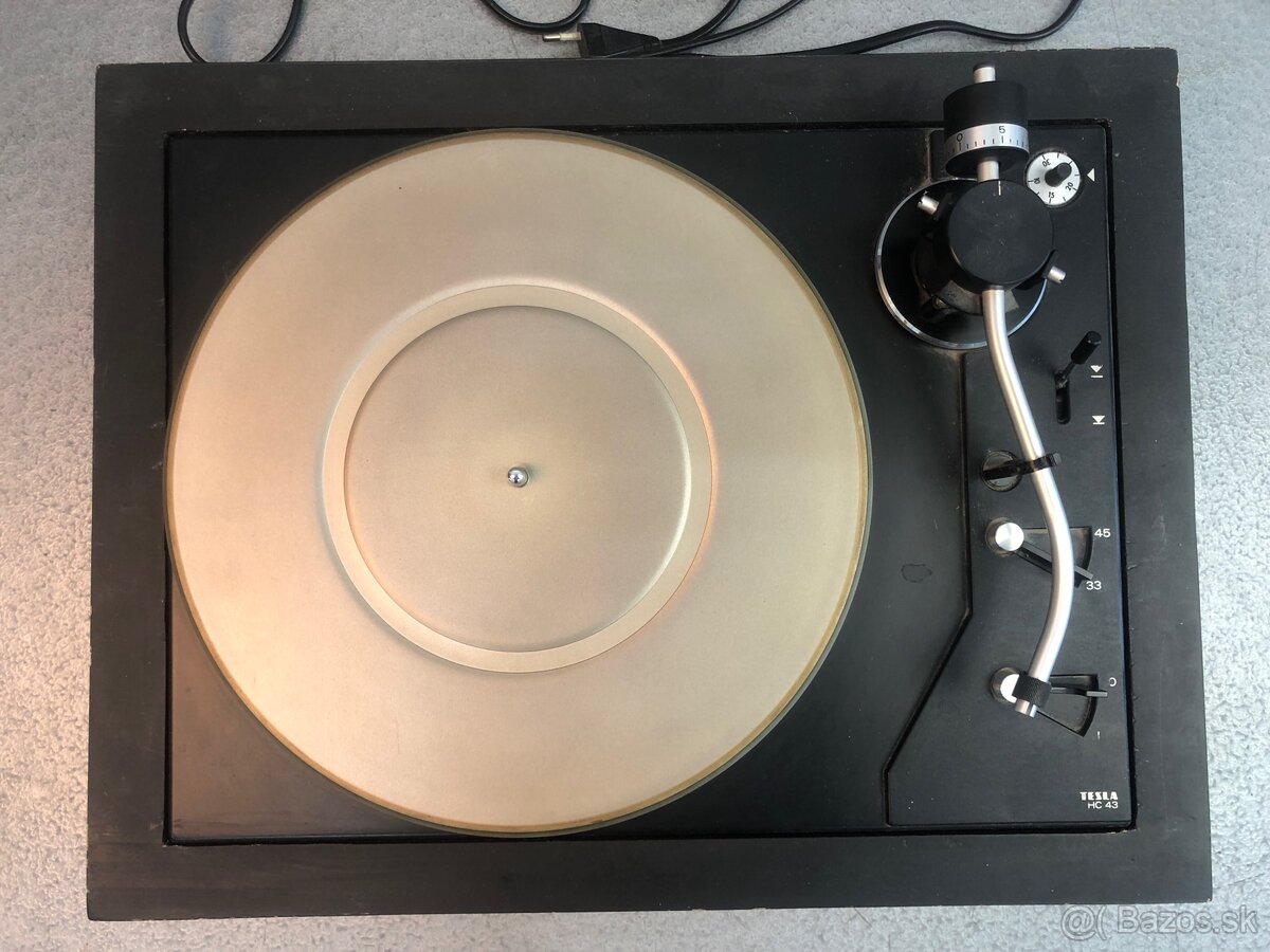 Tesla HC 42 - 4