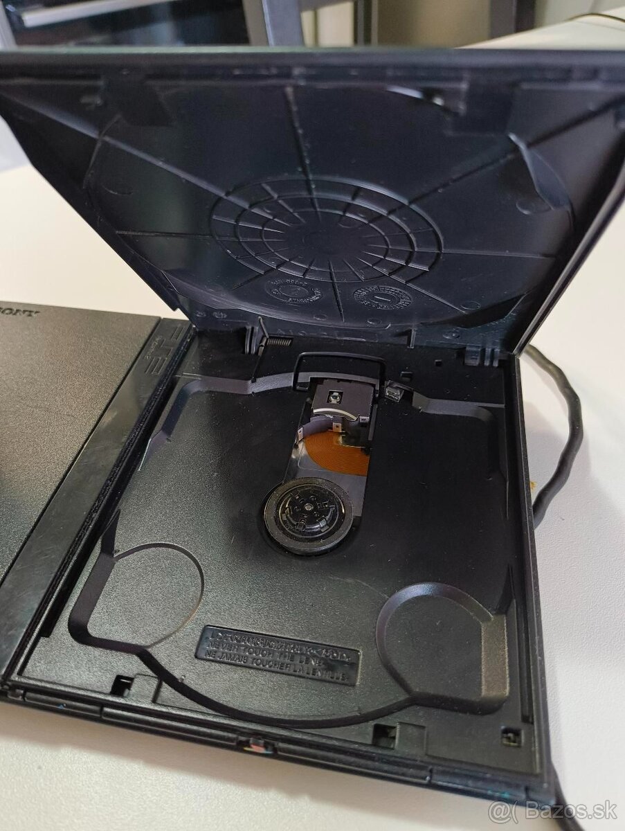 Playstation 2 prislušenstvo + hry - 4