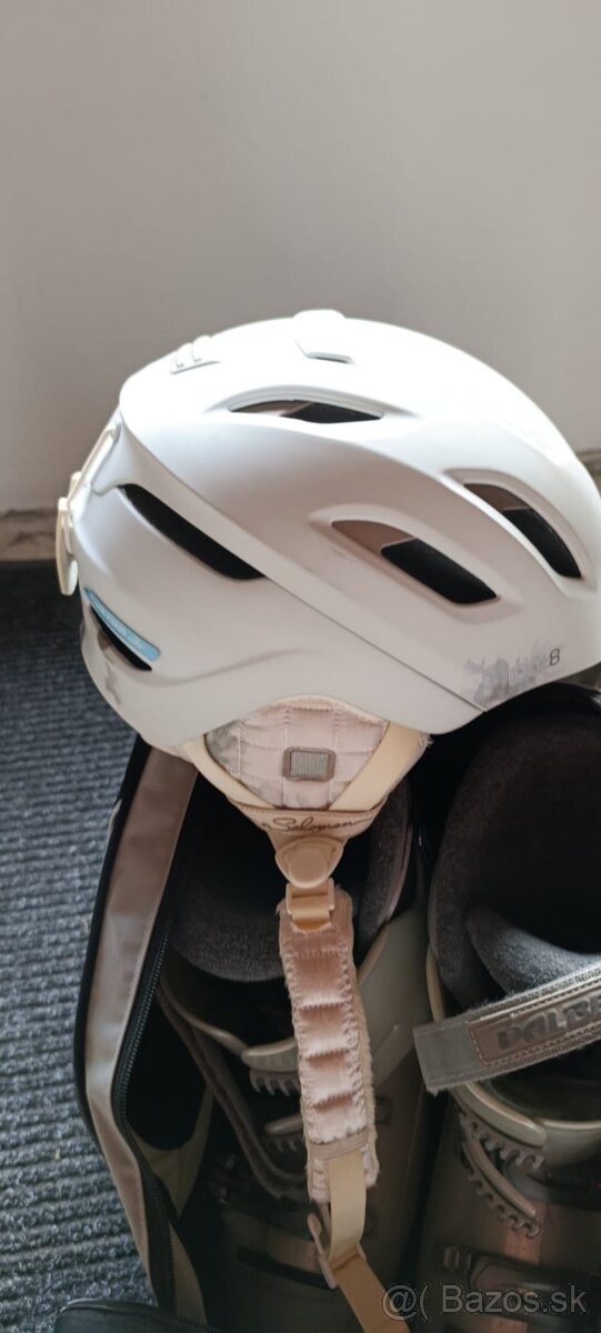 Dámsky lyžiarsky výstroj - 4