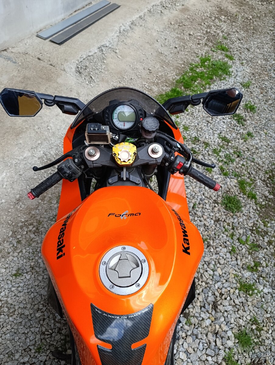 Kawasaki ninja zx10r - 4