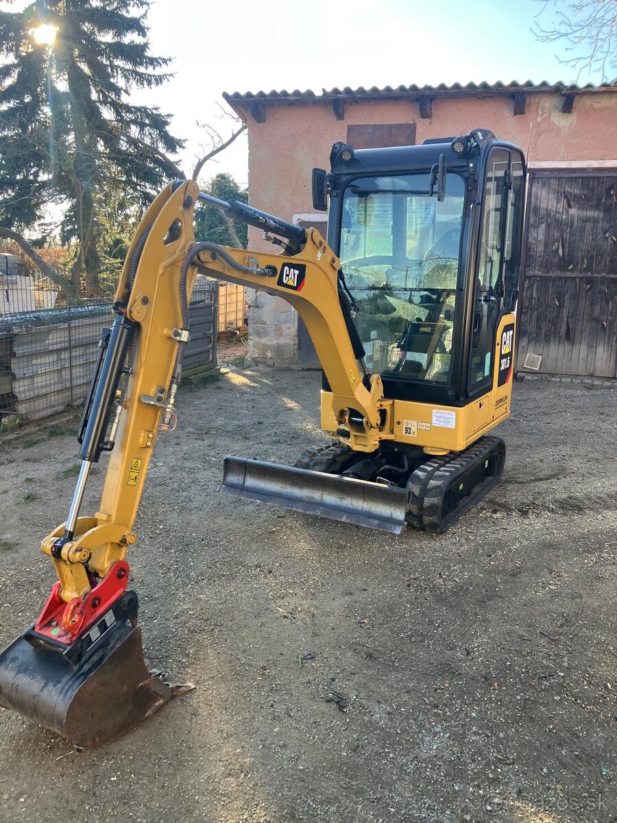 Prodám minibagr CAT 301.6 - 4